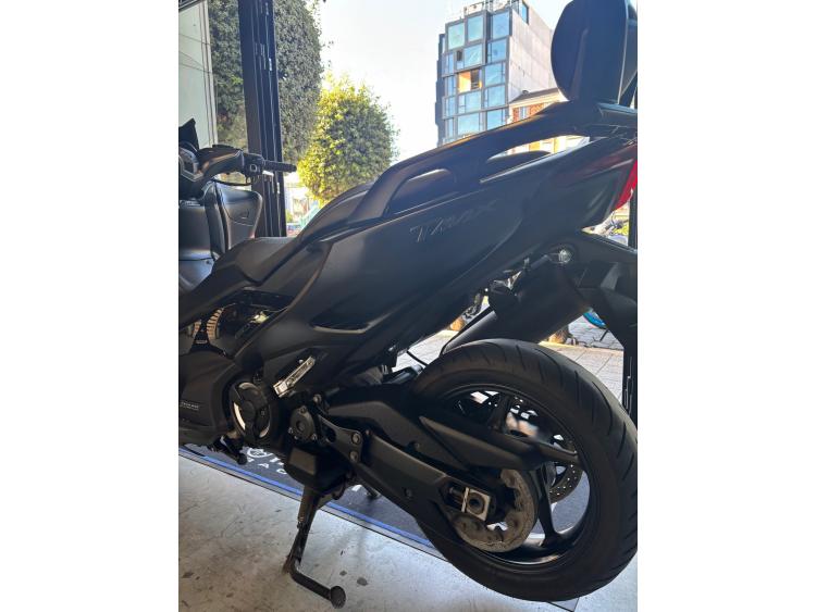 YAMAHA XP T-MAX 560 TECH MAX GARANTIE 3 MOIS 