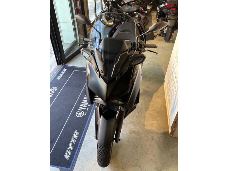 YAMAHA XMAX 300 Tech Max Garantie constructeur 11/2029
