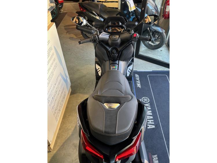 YAMAHA XMAX 300 Tech Max Garantie constructeur 11/2029