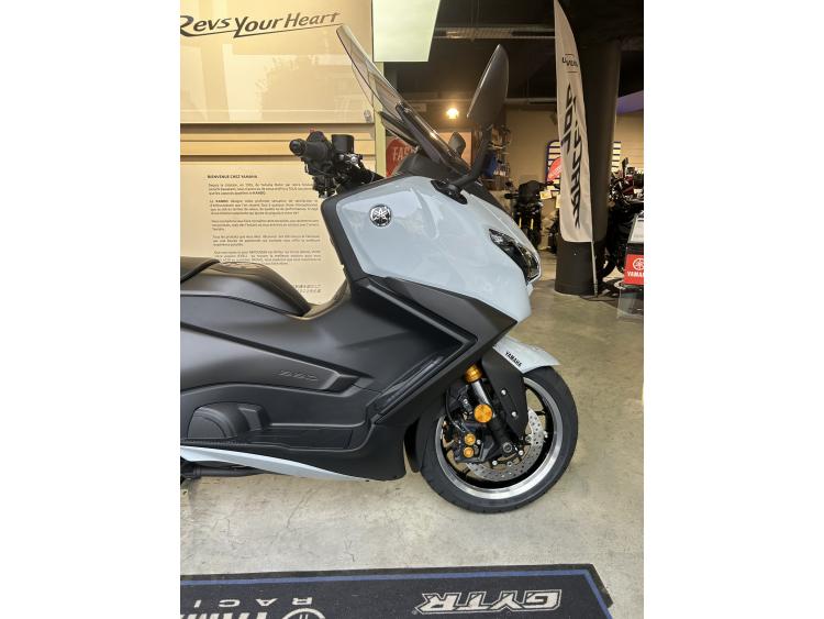 YAMAHA XP T-MAX 560 TECH MAX GARANTIE CONSTRUCTEUR DECEMBRE 2025